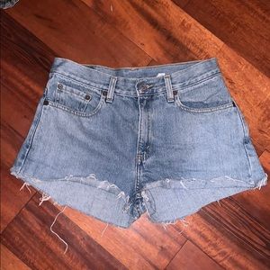 vintage levi’s shorts!